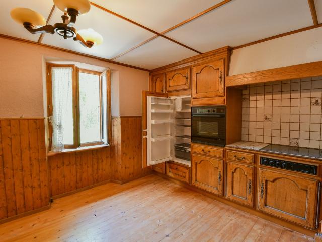 Single family house with 7 rooms on sale in Finhaut 194 m² | dreamo. Ch