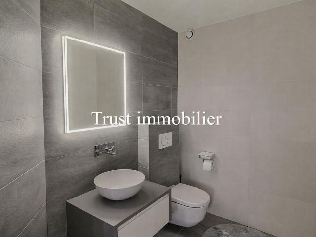 Single family house with 7 rooms on sale in Lens Centre 248 m² | dreamo. Ch