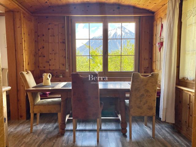 Single family house with 7 rooms on sale in Sur demande 220 m² | dreamo. Ch