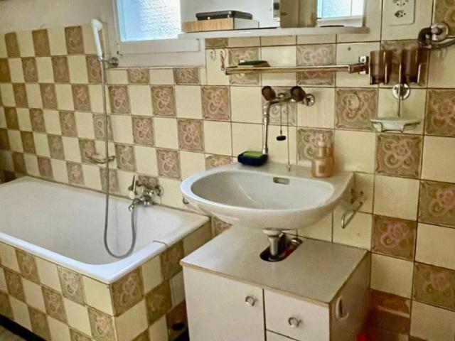Single family house with 7 rooms on sale in Saint Légier La Chiésaz 224 m² | dreamo. Ch
