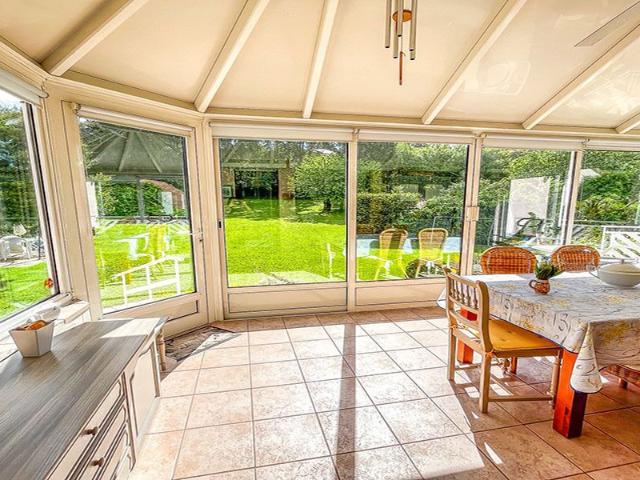 Single family house with 7 rooms on sale in Sickert 173 m² | dreamo. Ch