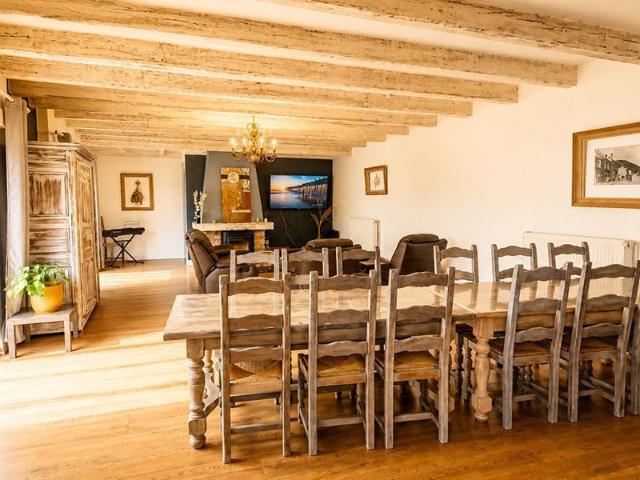 Single family house with 7 rooms on sale in Vosges 240 m² | dreamo. Ch