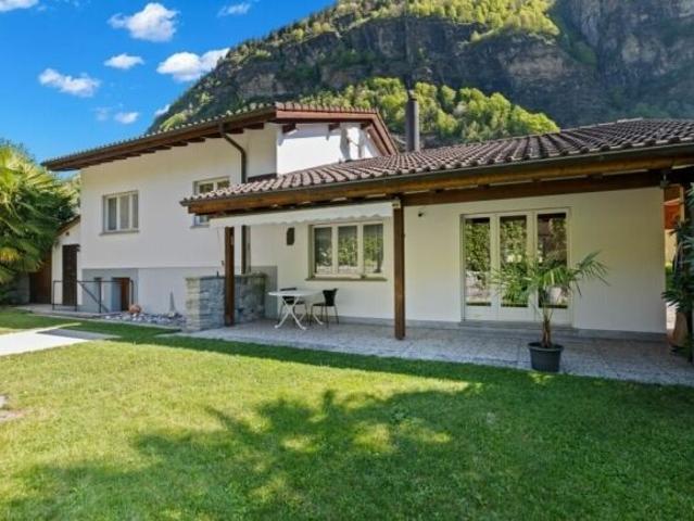 Single family house with 4.5 rooms on sale in Corzoneso Ref 8144 | dreamo. Ch