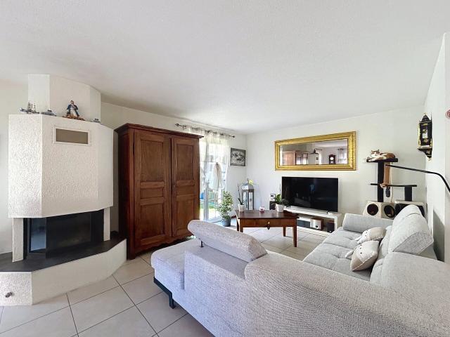Single family house with 4.5 rooms on sale in Chézard Saint Martin Ref 87149 | dreamo. Ch
