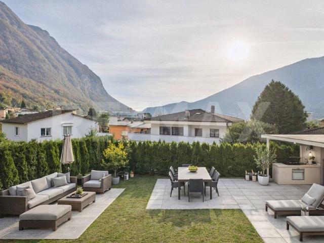 Single family house with 4.5 rooms on sale in Melano 137 m² | dreamo. Ch