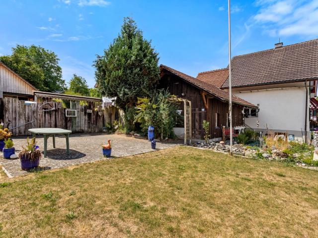 Single family house with 4 rooms on sale in Guntalingen 114 m² | dreamo. Ch