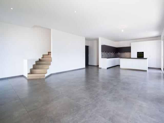 Single family house with 5.5 rooms on sale in Crans Montana 226 m² | dreamo. Ch