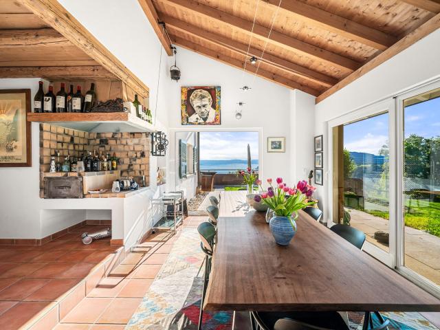 Single family house with 5.5 rooms on sale in Blonay Saint Légier 247 m² | dreamo. Ch