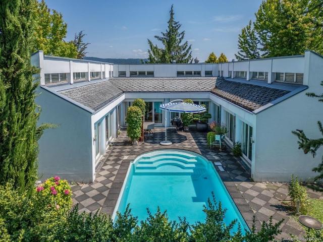 Single family house with 5.5 rooms on sale in Dietikon 206 m² | dreamo. Ch