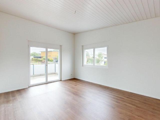 Single family house with 5.5 rooms on sale in Etziken 263 m² | dreamo. Ch