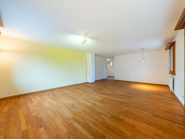 Single family house with 5.5 rooms on sale in Fraubrunnen 140 m² | dreamo. Ch