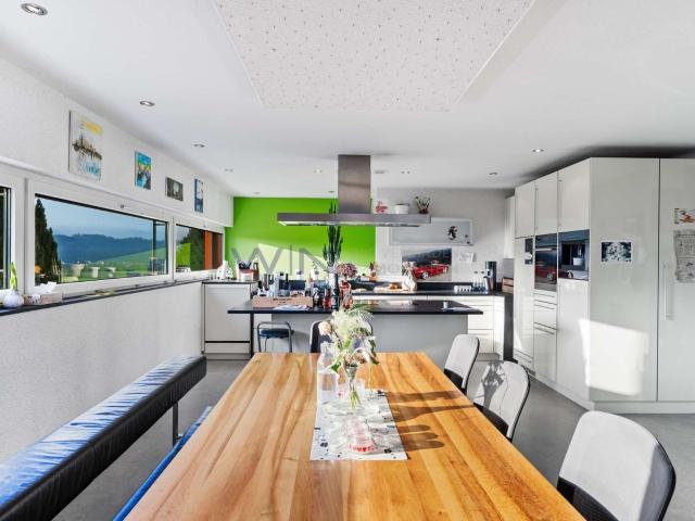 Single family house with 5.5 rooms on sale in Kirchleerau 190 m² | dreamo. Ch