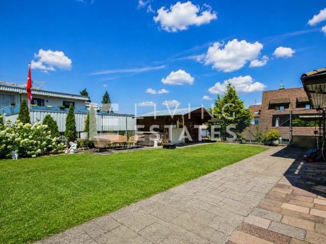 Single family house with 5.5 rooms on sale in Holziken 196 m² | dreamo. Ch