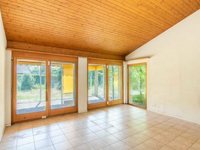 Single family house with 5.5 rooms on sale in Ipsach 235 m² | dreamo. Ch