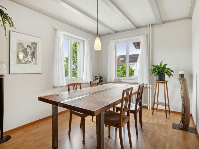 Single family house with 5.5 rooms on sale in Olten 233 m² | dreamo. Ch