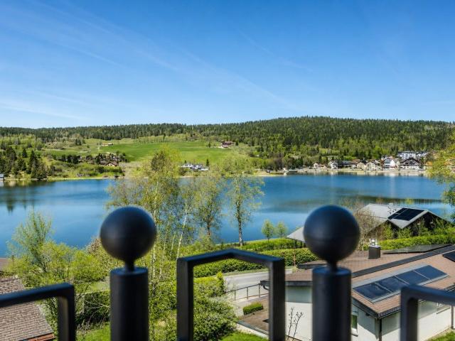Single family house with 5.5 rooms on sale in L'Abbaye 175 m² | dreamo. Ch