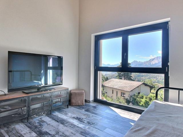 Single family house with 5.5 rooms on sale in Lens 216 m² | dreamo. Ch