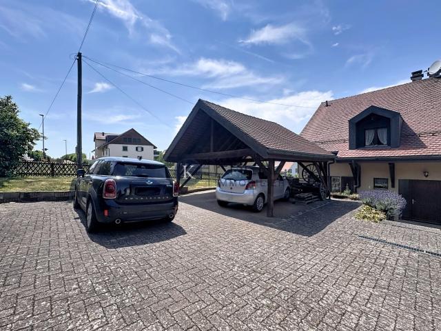 Single family house with 5.5 rooms on sale in Sugnens 235 m² | dreamo. Ch