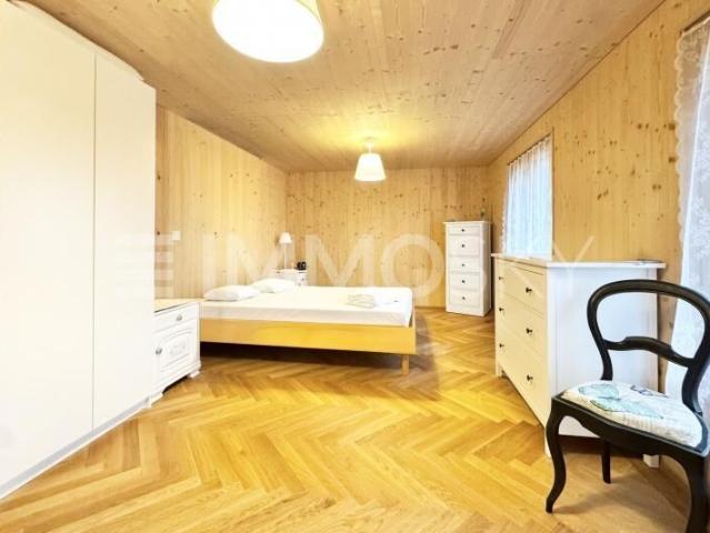 Single family house with 5.5 rooms on sale in Rapperswil BE 140 m² | dreamo. Ch