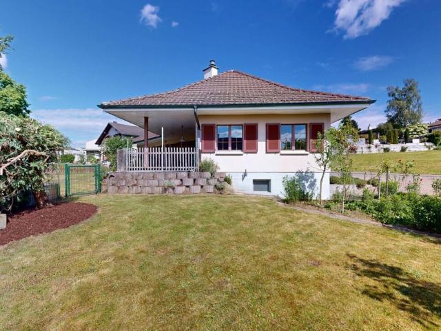 Single family house with 5.5 rooms on sale in Waltenschwil | dreamo. Ch