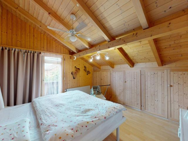 Single family house with 5.5 rooms on sale in Uetendorf 244 m² | dreamo. Ch