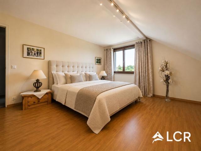 Single family house with 5.5 rooms for rent in Duillier 150 m² | dreamo. Ch