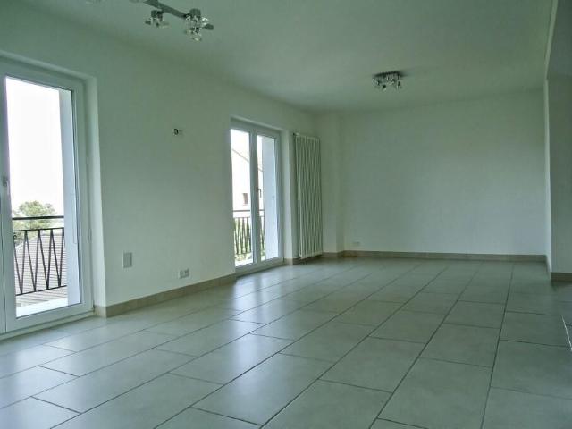 Beautiful semi detached house with 5.5 rooms