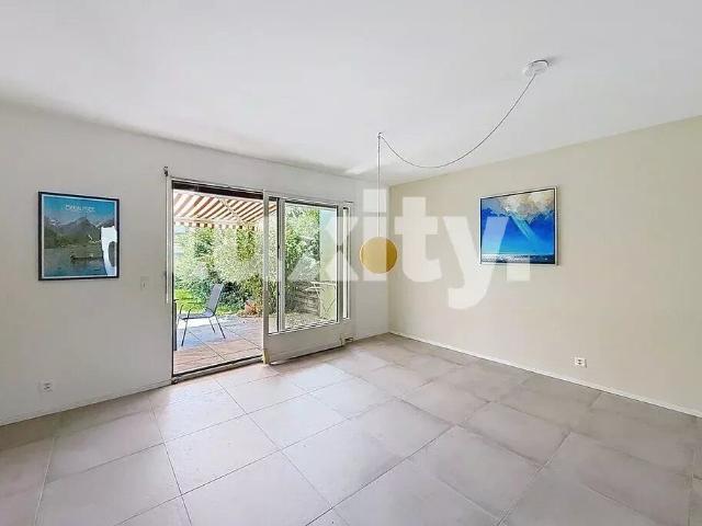 Single family house with 5 rooms for rent in Gland 120 m² | dreamo. Ch