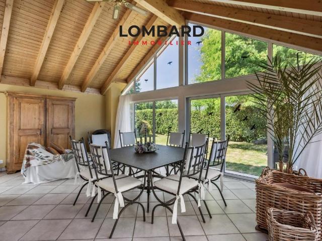 Single family house with 6.5 rooms on sale in Châbles FR 240 m² | dreamo. Ch