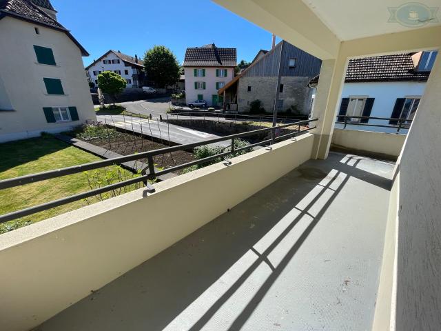 Single family house with 6.5 rooms on sale in Chevenez 160 m² | dreamo. Ch