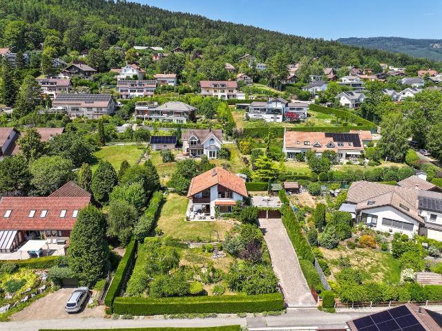 Single family house with 6.5 rooms on sale in Arzier Le Muids 219 m² | dreamo. Ch