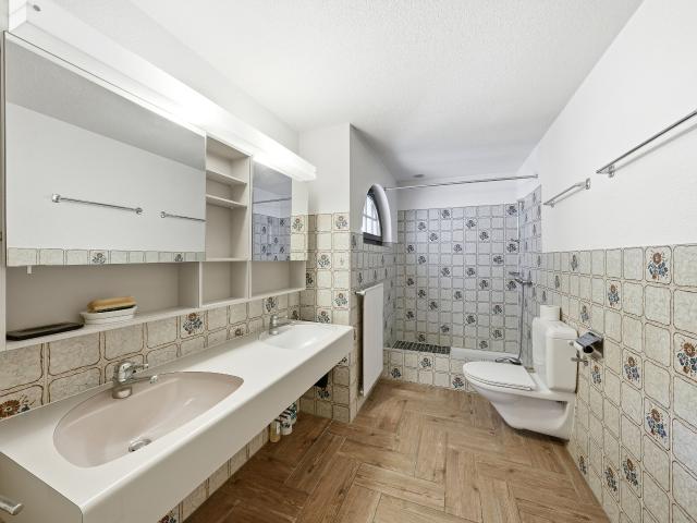 Single family house with 6.5 rooms on sale in Blonay 288 m² | dreamo. Ch
