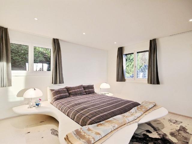 Single family house with 6.5 rooms on sale in Blonay 300 m² | dreamo. Ch