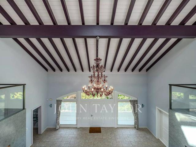 Single family house with 6.5 rooms on sale in Givrins 500 m² | dreamo. Ch