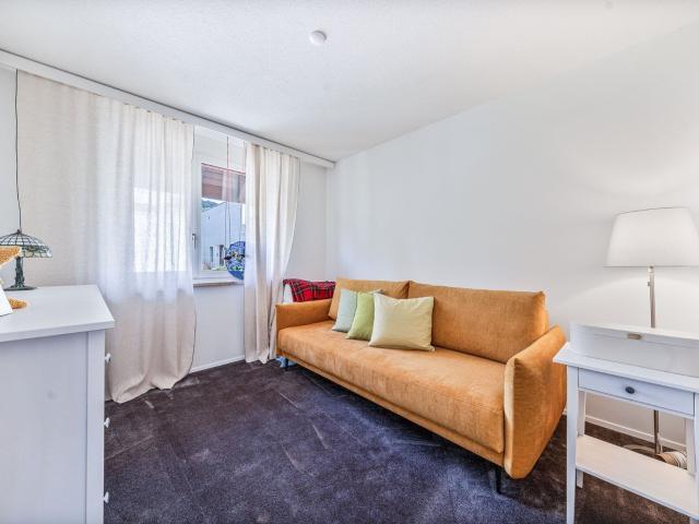 Single family house with 6.5 rooms on sale in Kirchdorf 285 m² | dreamo. Ch