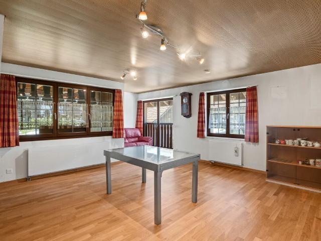 Single family house with 6.5 rooms on sale in Nusshof 978 m² | dreamo. Ch