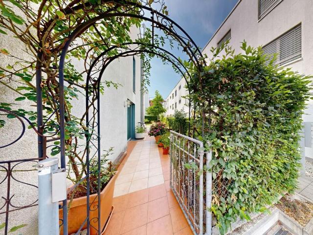 Single family house with 6.5 rooms on sale in Schlieren 203 m² | dreamo. Ch