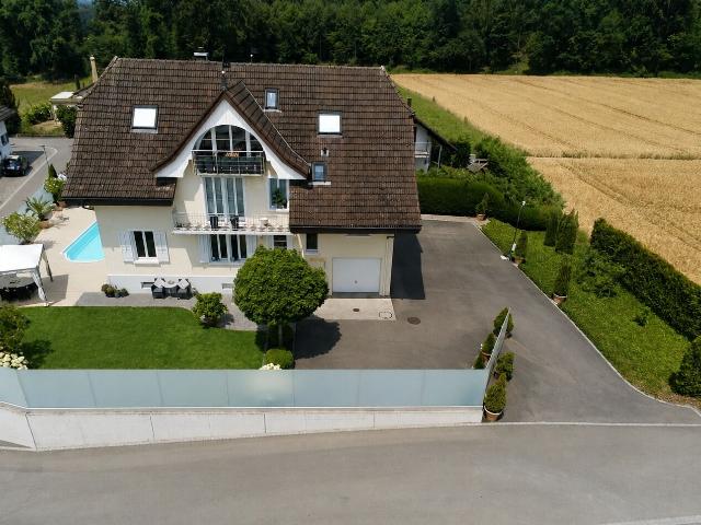 Single family house with 6.5 rooms on sale in Seon 267 m² | dreamo. Ch