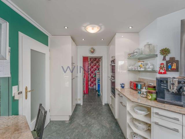 Single family house with 6.5 rooms on sale in Sulz 291 m² | dreamo. Ch