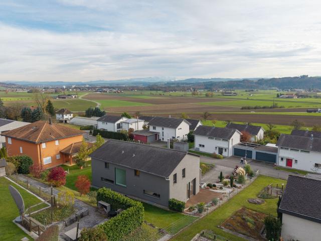 Single family house with 6.5 rooms on sale in Wigoltingen 230 m² | dreamo. Ch