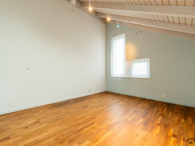 Single family house with 6.5 rooms on sale in Zederweg 224 m² | dreamo. Ch