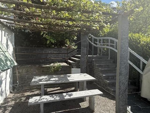 Single family house with 6 rooms on sale in Bellinzona Ref 8093 | dreamo. Ch