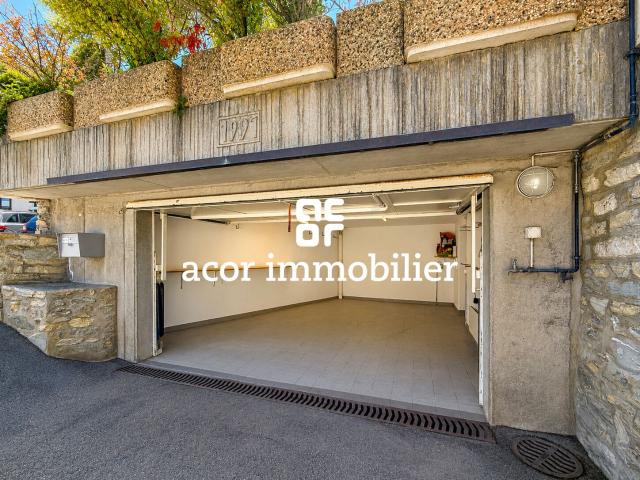 Single family house with 6 rooms on sale in Saillon 160 m² | dreamo. Ch