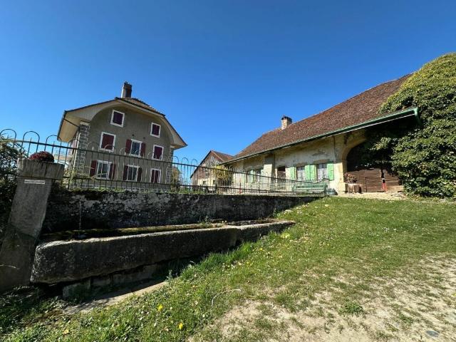 Single family house with 6 rooms on sale in Villars le Comte 130 m² | dreamo. Ch