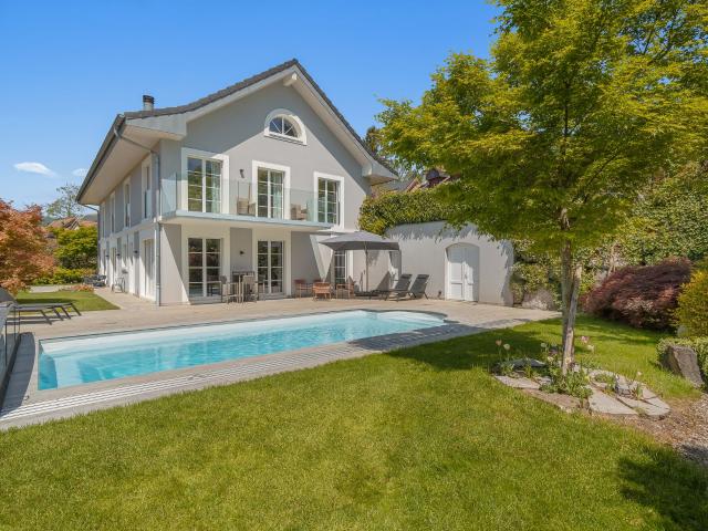 Single family house with 8.5 rooms on sale in Blonay 408 m² | dreamo. Ch