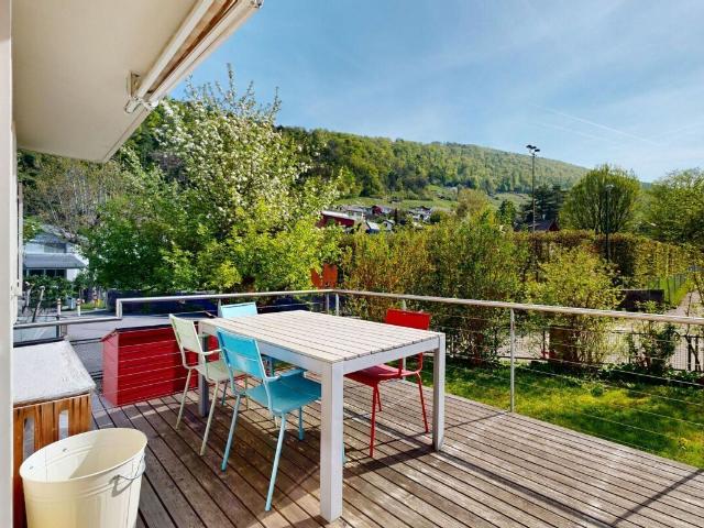 Single family house with 8.5 rooms on sale in Oberdorf BL 150 m² | dreamo. Ch