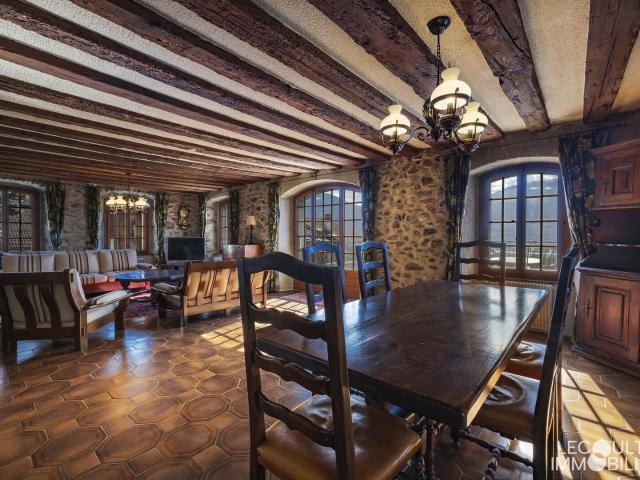 Single family house with 8.5 rooms on sale in Ollon VD 374 m² | dreamo. Ch