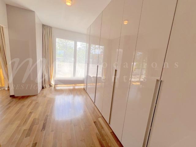 Single family house with 8 rooms for rent in Vandoeuvres 300 m² | dreamo. Ch