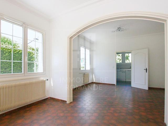 Single family house with 8 rooms for rent in Genthod 170 m² | dreamo. Ch