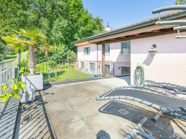 Single family house with 8 rooms on sale in Madetswil 195 m² | dreamo. Ch
